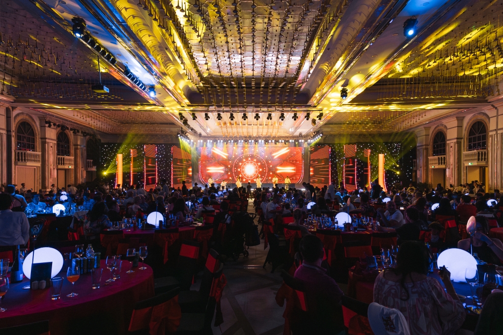 Đêm giao thừa rực rỡ trên bản đồ Việt Nam: “Thánh địa countdown họ Vin” vững vàng vị thế điểm đến quốc dân