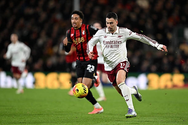 Arsenal ngược dòng hạ Bournemouth, nới rộng khoảng cách với Man City