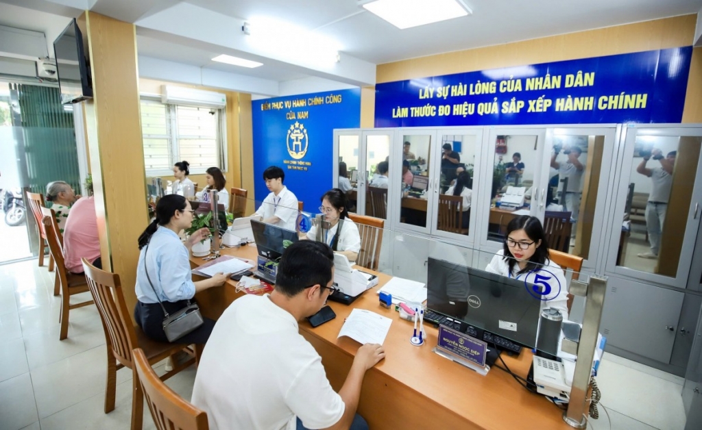 Phường phải có quy mô dân số từ 21.000 người, diện tích tự nhiên từ 5,5km2 trở lên