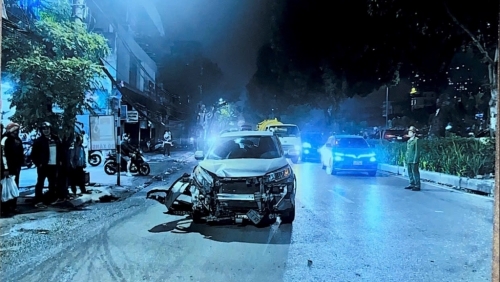 Tìm người chứng kiến vụ tai nạn giao thông lúc nửa đêm trên đường Láng