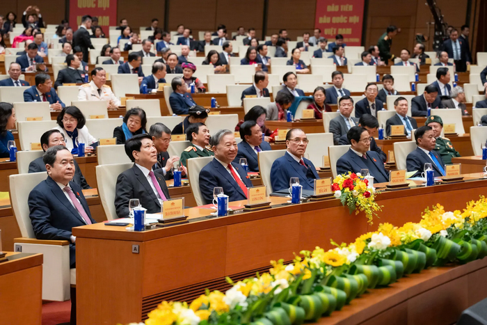 Đại biểu Quốc hội cảm nhận sâu sắc trọng trách kế thừa, làm giàu thêm những giá trị dân chủ