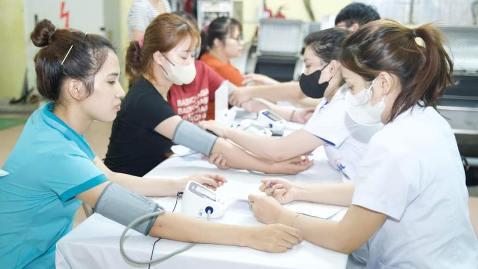 Hướng dẫn khám sức khoẻ cho người lao động trước khi bố trí làm việc