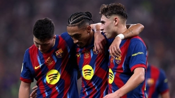 Barcelona thiết lập cú đúp kỷ lục tại bán kết Siêu cúp Tây Ban Nha