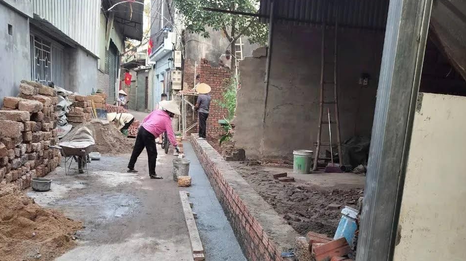 Đường làng rộng mở nhờ phong trào hiến đất làm đường