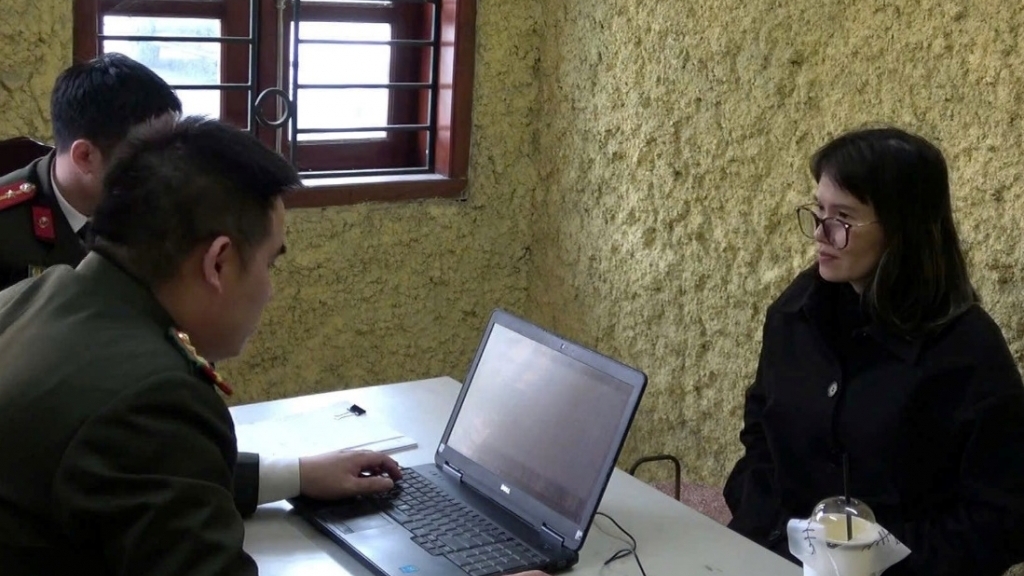 Bắt tạm giam đối với Hoàng Thị Hồng Thái