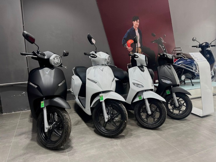 Cập nhật bảng giá xe máy điện VinFast mới nhất tháng 1/2026 Cập nhật bảng giá xe máy điện VinFast mới nhất tháng 1/2026