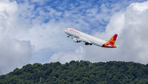 Sun PhuQuoc Airways bay đúng giờ nhất trong tháng 12