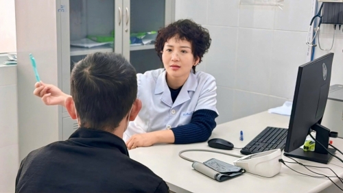 Cơn co giật thoáng qua hé lộ tụ máu não mạn tính đe dọa tính mạng