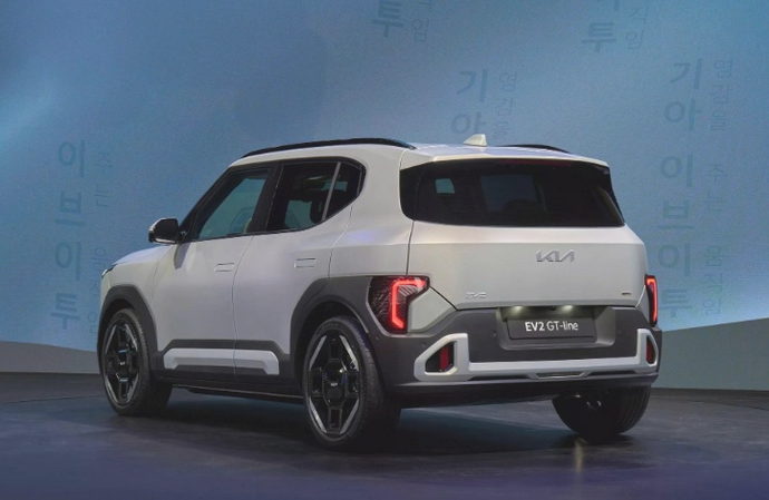 Kia EV2 ra mắt: Xe điện đô thị nhỏ gọn, tầm hoạt động gần 450 km Kia EV2 ra mắt: Xe điện đô thị nhỏ gọn, tầm hoạt động gần 450 km