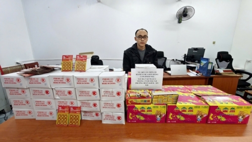 Từ việc nam thanh niên dừng đỗ xe trên Trần Nhật Duật có biểu hiện nghi vấn