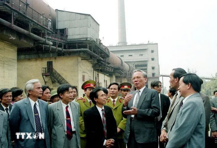 Đại hội VII của Đảng: Đưa đất nước đi theo con đường đổi mới