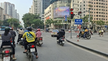 Câu chuyện từ một vạch kẻ đường