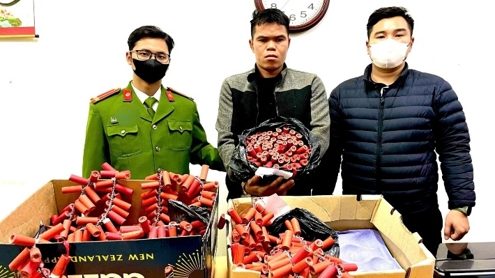 Bắt quả tang Trịnh Ngọc Tuấn làm chuyện phạm pháp ở Hà Nội