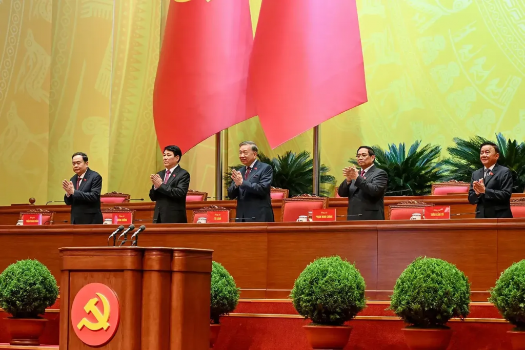 Các đồng chí lãnh đạo chủ chốt của Đảng, Nhà nước chủ trì phiên họp trù bị Đại hội XIV của Đảng. Ảnh: Trang thông tin Đại hội Đảng XIV. 