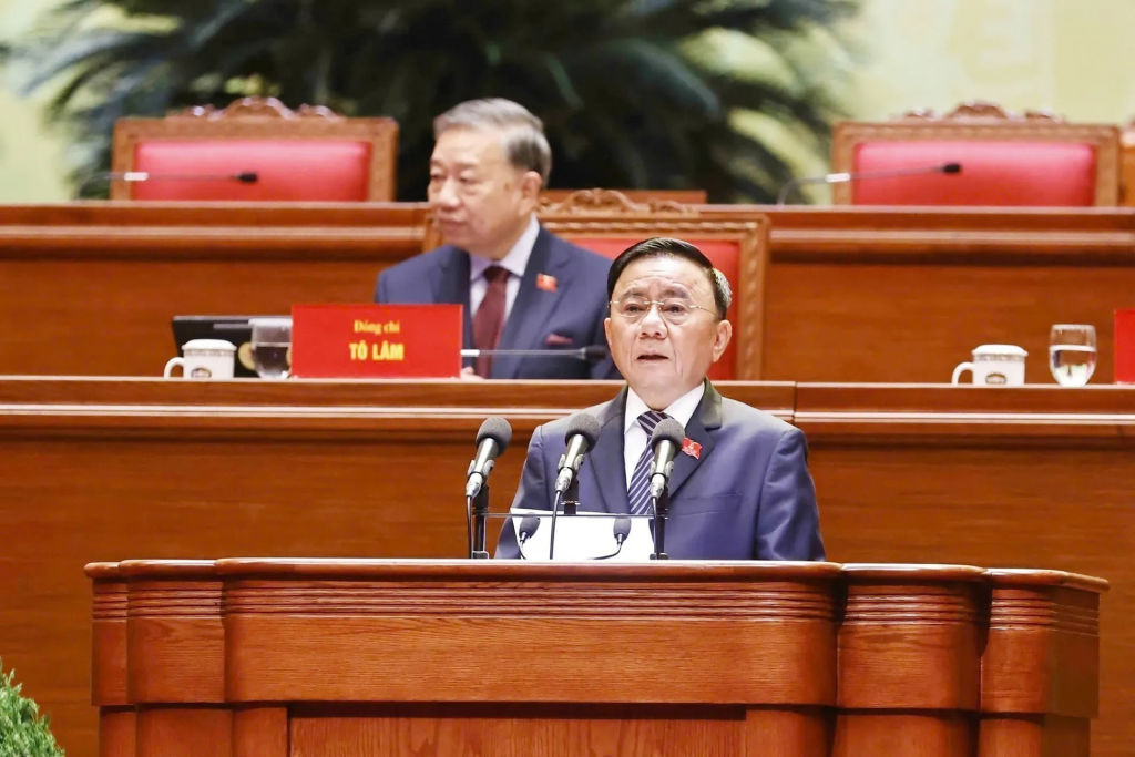 Ủy viên Bộ Chính trị, Thường trực Ban Bí thư Trần Cẩm Tú tuyên bố lý do, khai mạc phiên họp trù bị Đại hội XIV của Đảng. Ảnh: Trang thông tin Đại hội Đảng XIV