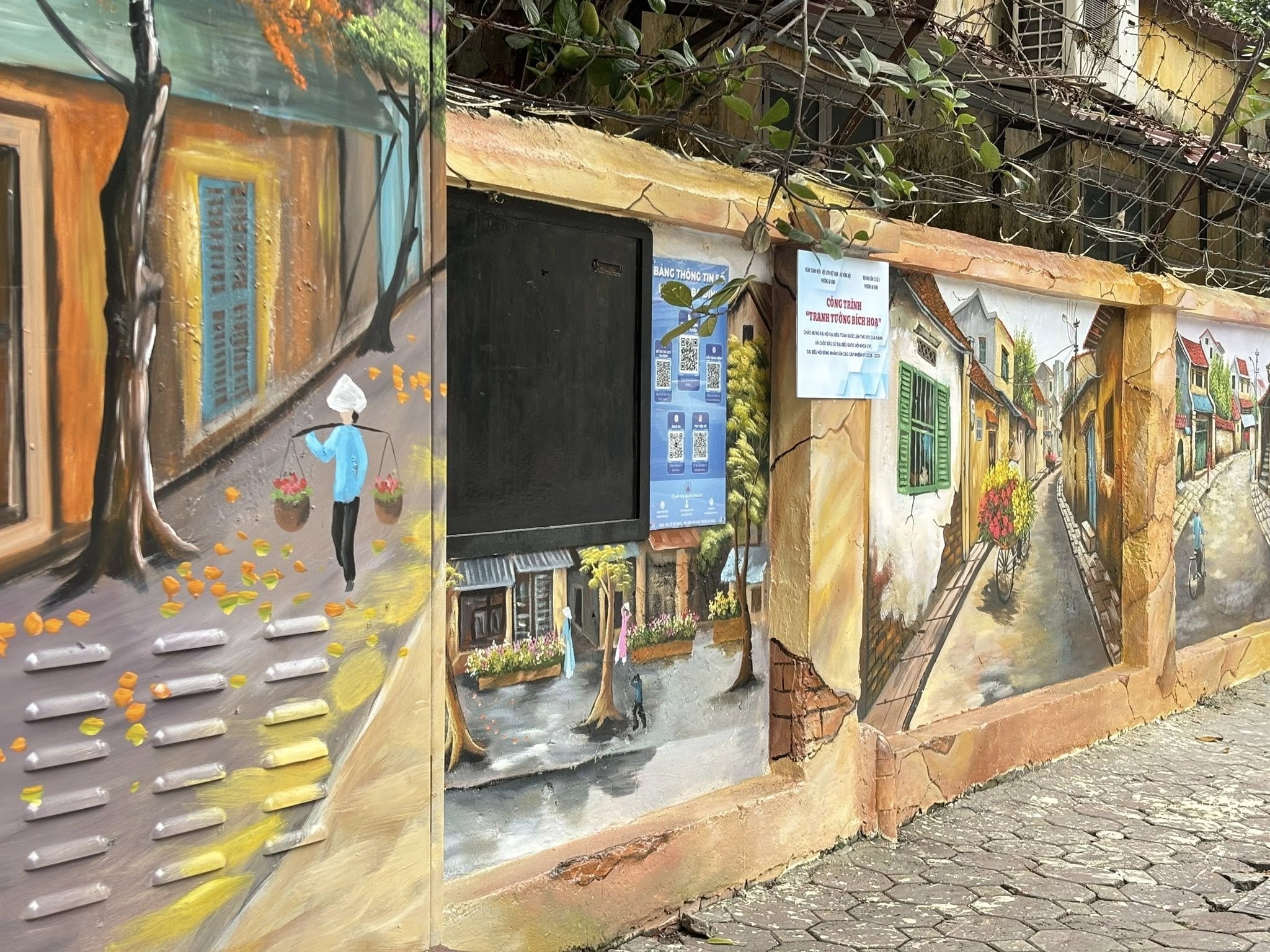 Sắc hoa thanh niên Thủ đô chào mừng Đại hội XIV của Đảng