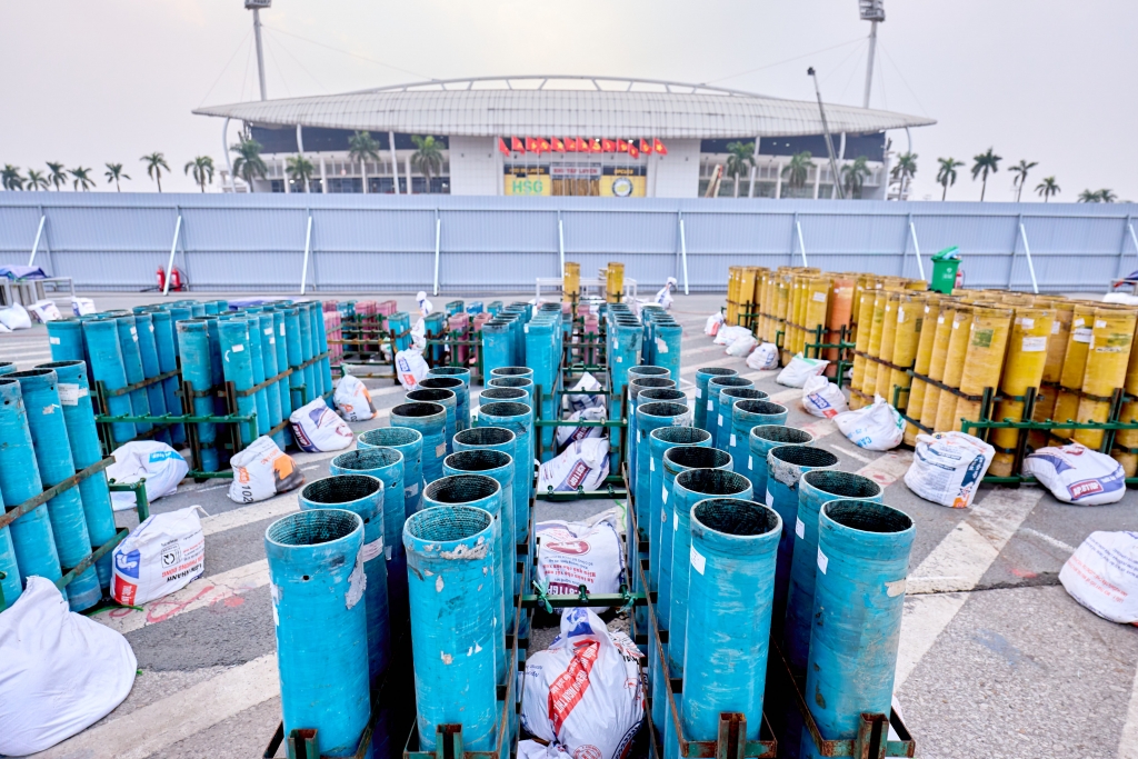 Sơ duyệt pháo hoa nghệ thuật quy mô lớn: Vừa hé lộ đã “đốn tim” người đân Thủ đô