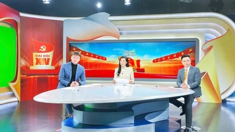 Trực tiếp: Chương trình Dưới lá cờ vẻ vang của Đảng chào mừng Đại hội XIV