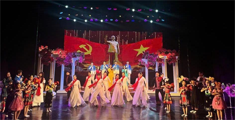 Chuỗi hoạt động đặc sắc chào mừng Đại hội Đảng toàn quốc lần thứ XIV