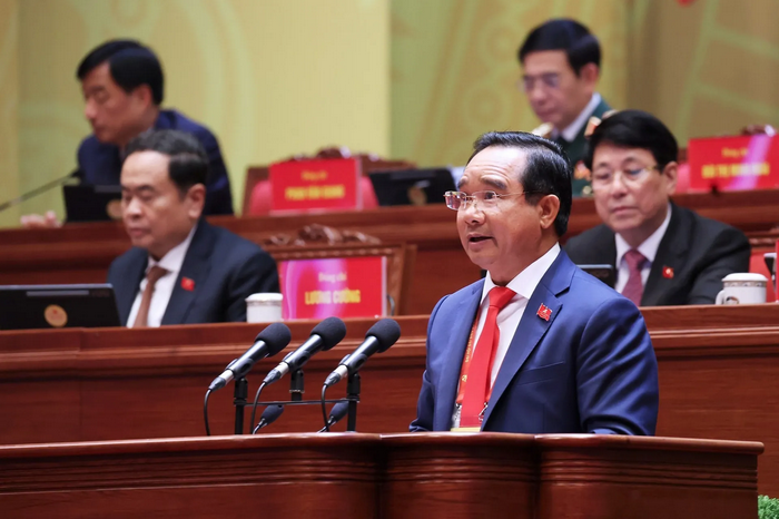 Phó Bí thư Thành ủy, Chủ tịch UBND TP. Hồ Chí Minh Nguyễn Văn Được tham luận về “Phát huy vai trò đầu tàu, xây dựng Thành phố Hồ Chí Minh trở thành trung tâm khoa học, công nghệ và đổi mới sáng tạo mang tầm quốc tế, tạo động lực lan tỏa phát triển cho cả nước”. Ảnh: ĐH