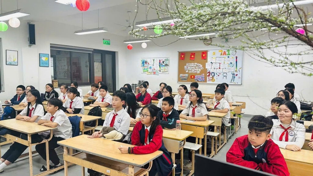 Bồi dưỡng tình yêu đất nước cho thế hệ trẻ qua nhiều hoạt động ý nghĩa