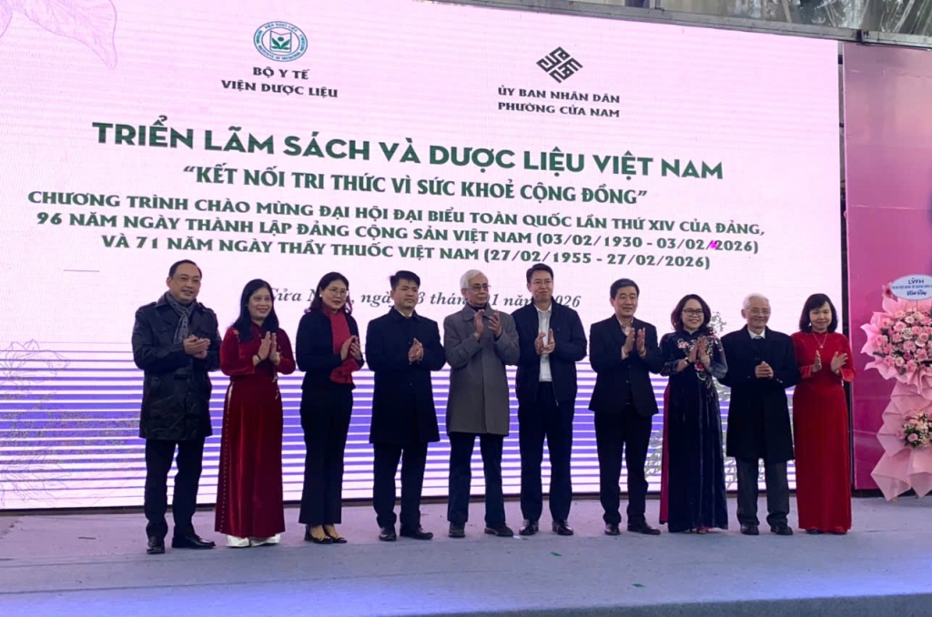 Lan tỏa những giá trị quý báu của nền y học cổ truyền Việt Nam Lan tỏa những giá trị quý báu của nền y học cổ truyền Việt Nam