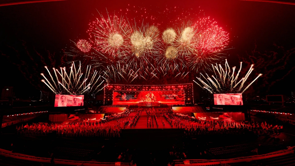 Đêm nghệ thuật “Dưới lá cờ vẻ vang của Đảng”: Đại nhạc hội pháo hoa chưa từng có ở Việt Nam