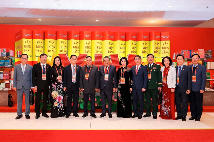 Hình ảnh Đoàn đại biểu Đảng bộ Thành phố Hà Nội dự Đại hội XIV của Đảng