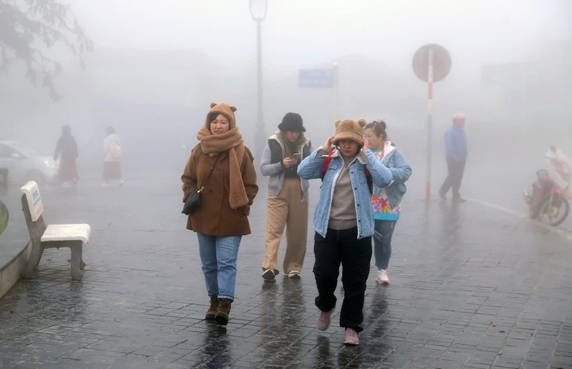 Dự báo thời tiết ngày 27/1: Hà Nội rét, sương mù rải rác, Bắc Bộ duy trì rét đậm