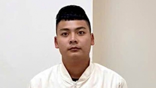 Đối tượng truy nã đặc biệt Trương Văn Tú ra đầu thú
