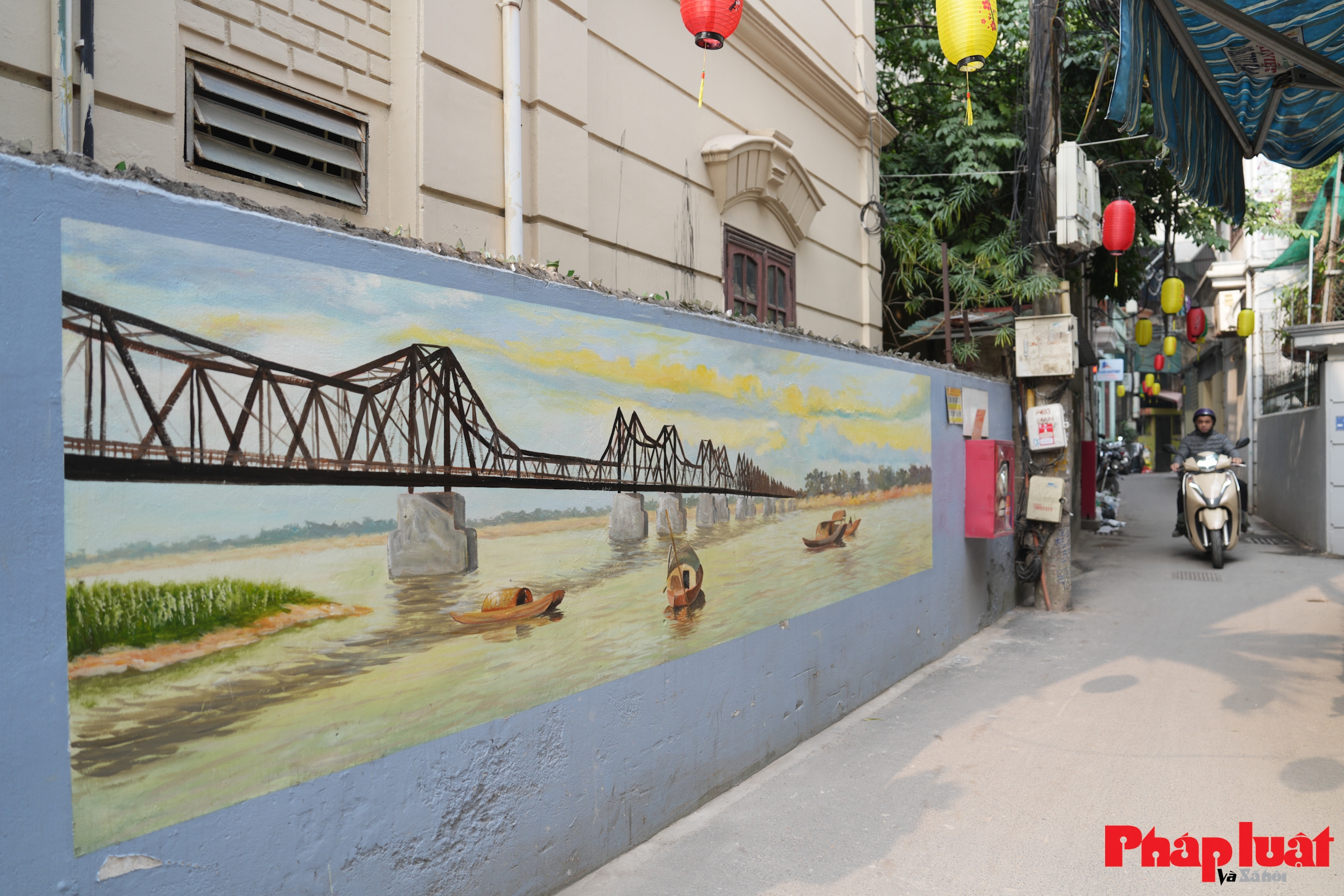 Ngõ phố “nở hoa” ở Nhật Tân - đô thị văn minh bắt đầu từ những việc rất nhỏ Ngõ phố “nở hoa” ở Nhật Tân - đô thị văn minh bắt đầu từ những việc rất nhỏ