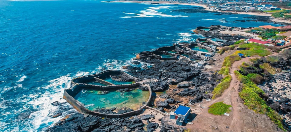 Đảo Phú Quý lọt top 10 điểm đến hàng đầu Đông Nam Á năm 2026