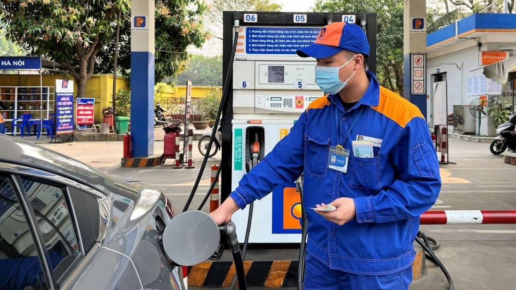 Giá xăng dầu trong nước đồng loạt tăng từ chiều 29/1