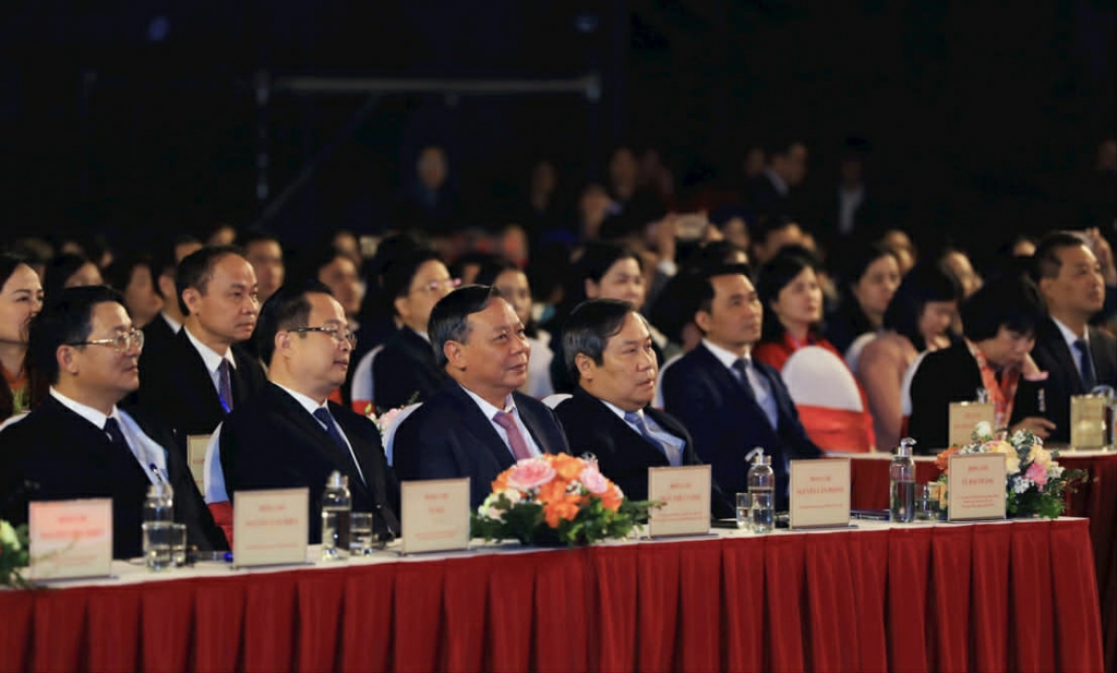 Hà Nội long trọng tổ chức lễ đón nhận danh hiệu 