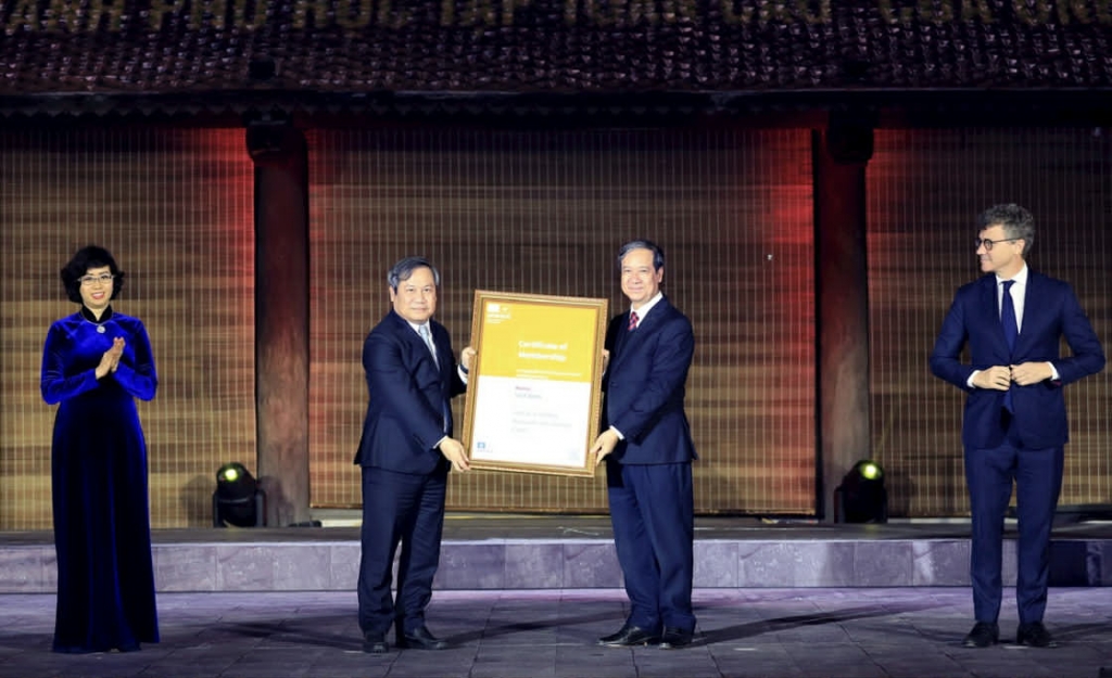 Hà Nội long trọng tổ chức lễ đón nhận danh hiệu 