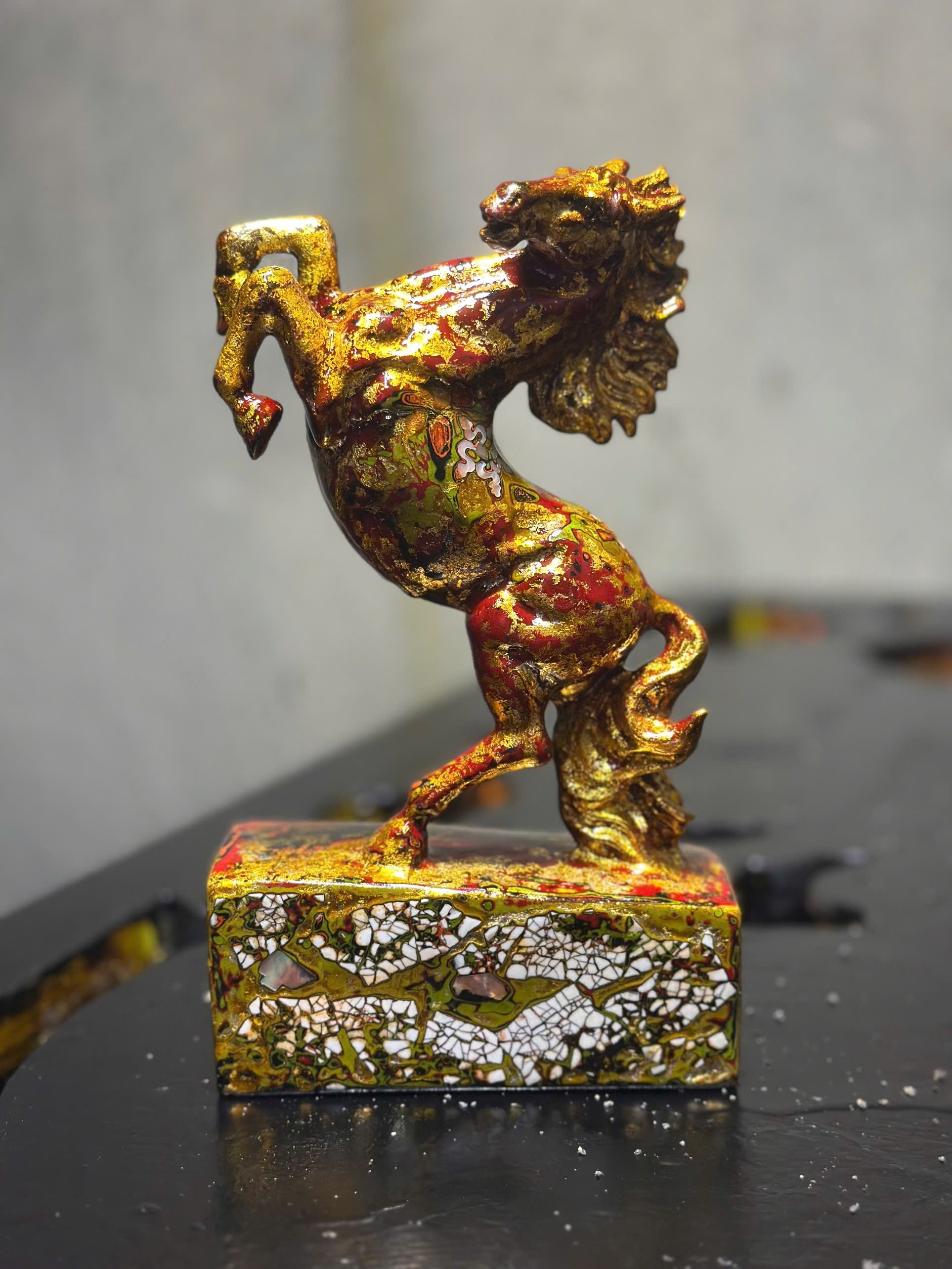 Cận cảnh bộ sưu tập sơn mài “Gióng” chào đón Năm Bính Ngọ 2026