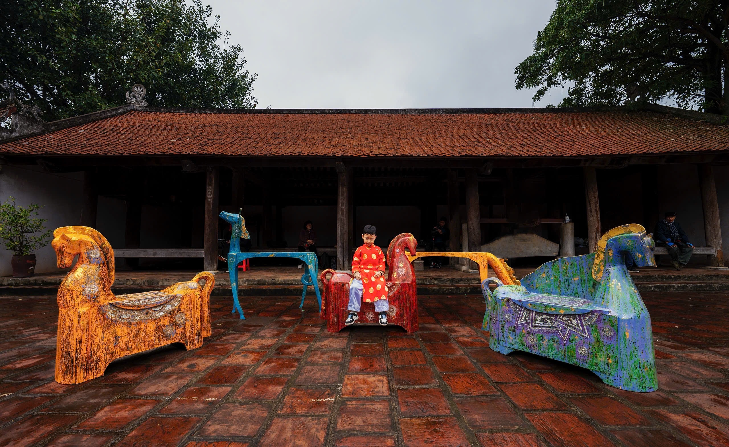 Cận cảnh bộ sưu tập sơn mài “Gióng” chào đón Năm Bính Ngọ 2026