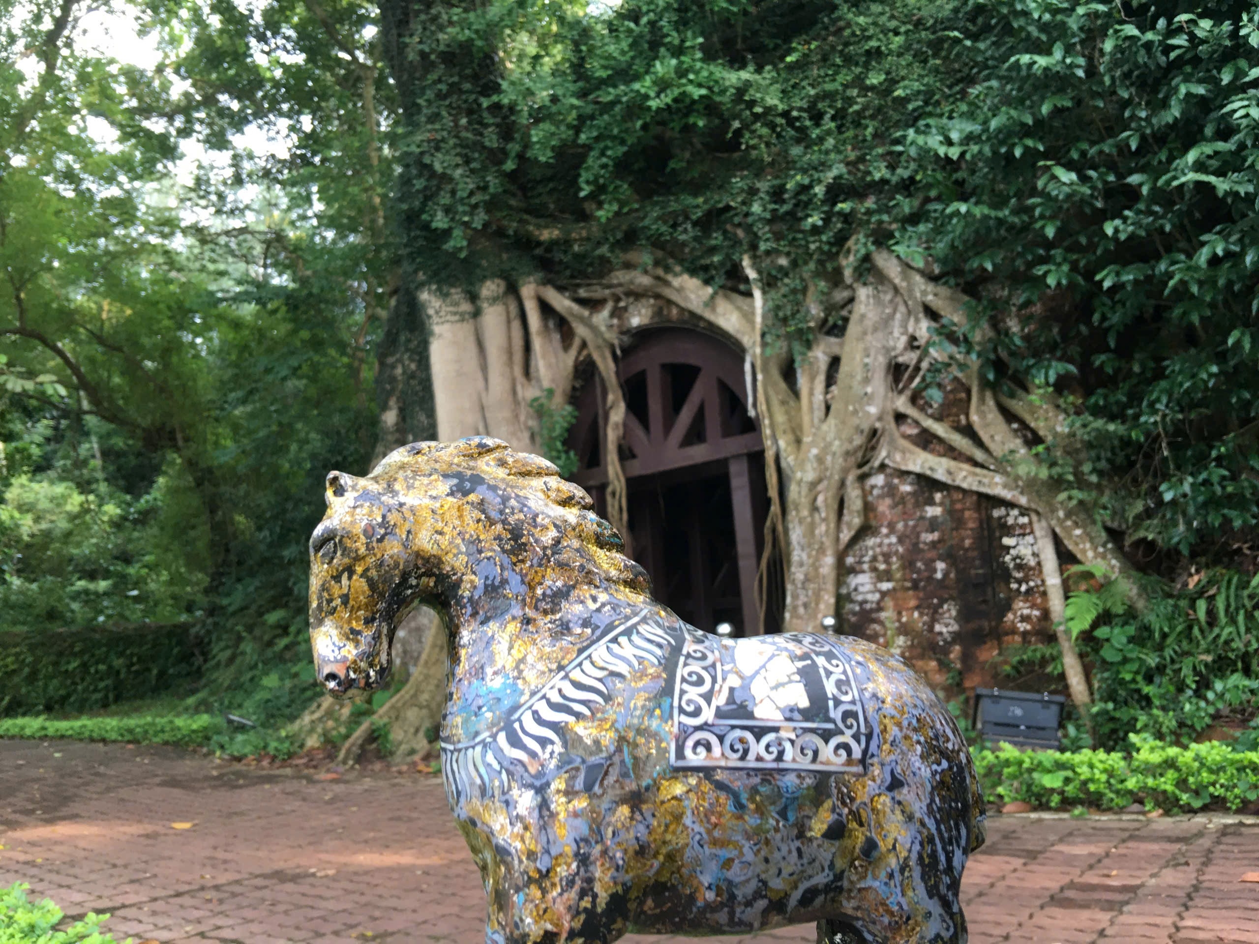 Cận cảnh bộ sưu tập sơn mài “Gióng” chào đón Năm Bính Ngọ 2026