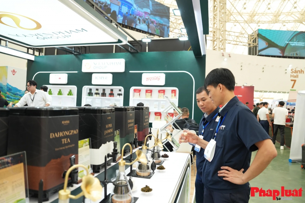 Lạc quan triển vọng tín nhiệm năm 2026 Lạc quan triển vọng tín nhiệm năm 2026