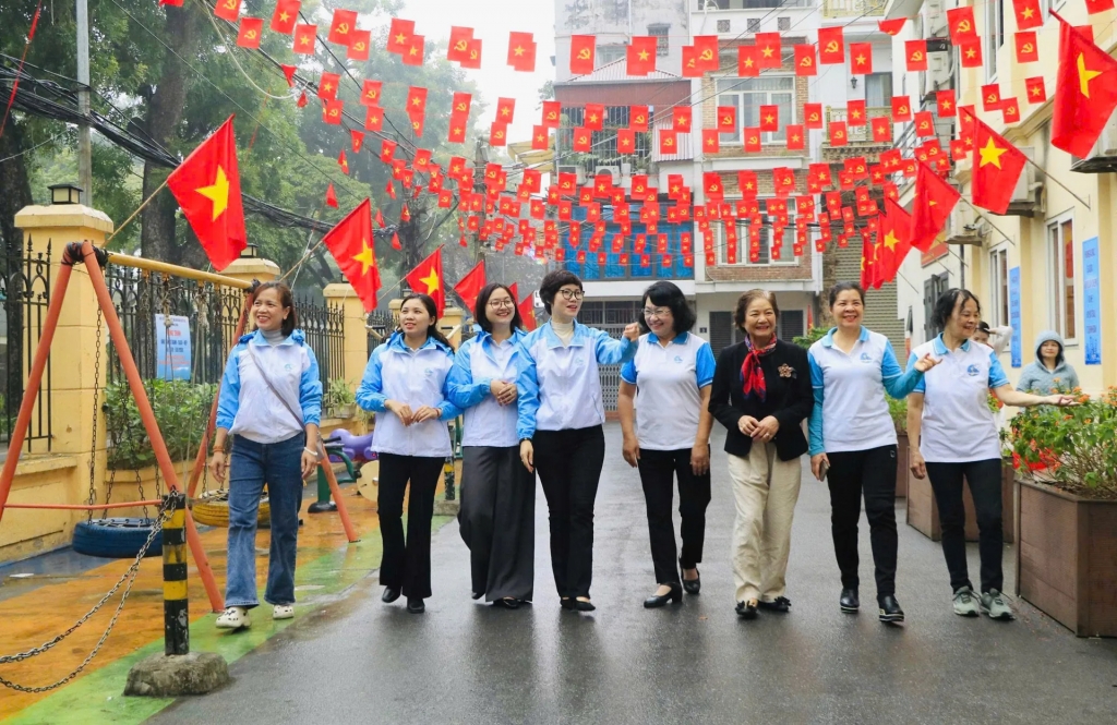 Chung tay mang lại không gian xanh cho cộng đồng Chung tay mang lại không gian xanh cho cộng đồng