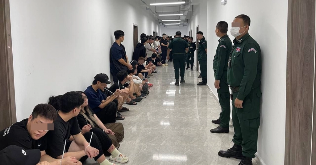 Campuchia truy quét lớn tại Bavet, bắt hơn 2.000 nghi phạm lừa đảo trực tuyến