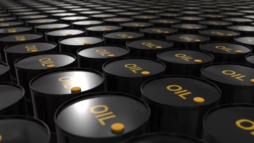 Giá xăng dầu hôm nay 2/2/2026: giá dầu thế giới duy trì sự ổn định