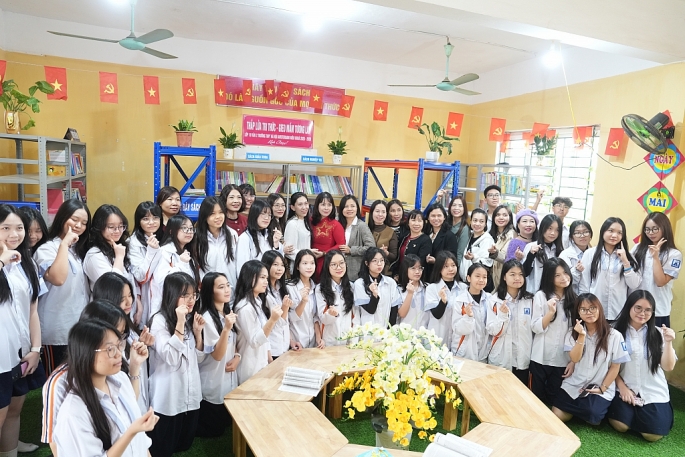 Chung tay xây dựng thư viện - “Gieo mầm tri thức, xây dựng tương lai”