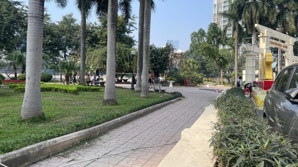 Hạ rào công viên: Trả lại công năng phục vụ người dân đô thị