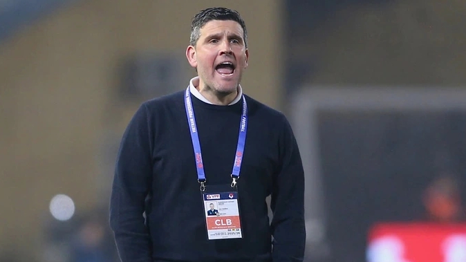 HLV trưởng của Ninh Bình nhận án phạt nặng sau phản ứng dữ dội với trọng tài