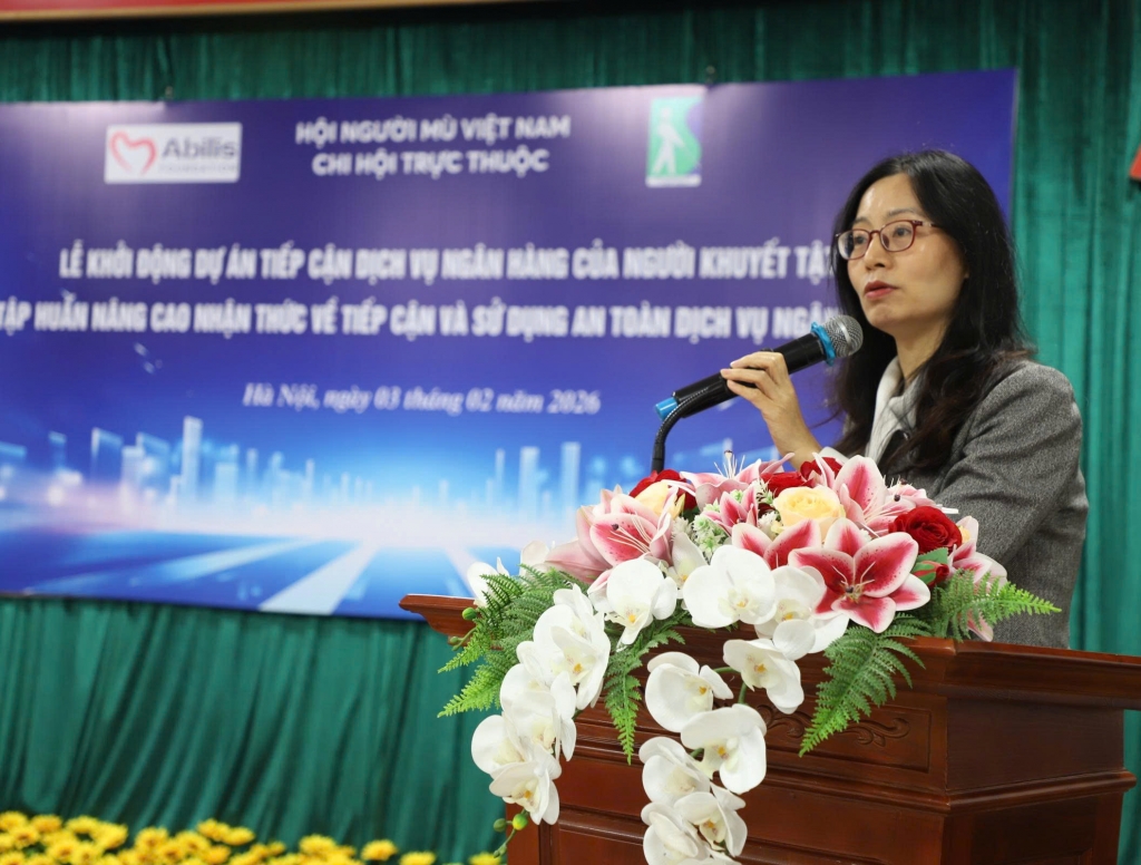 Trao cơ hội tiếp cận dịch vụ ngân hàng cho người khuyết tật