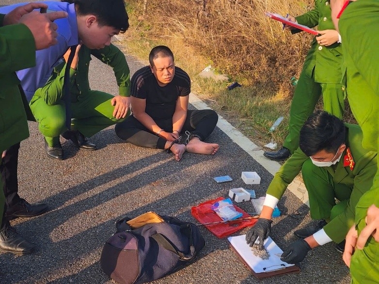 Đối tượng Nguyễn Viết Hùng bị bắt giữ.