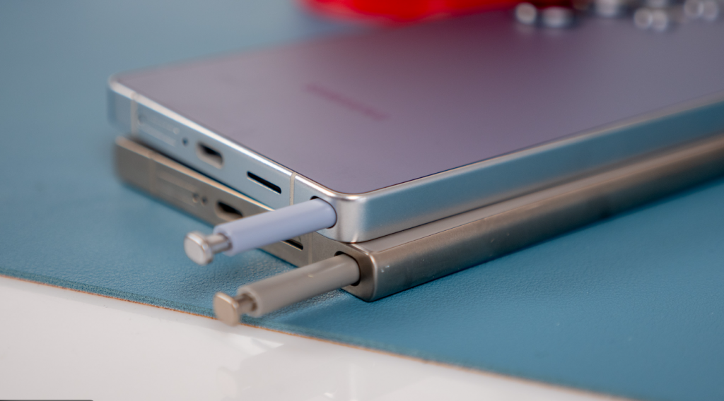 Phụ kiện Galaxy S26 Ultra: S Pen hai tông màu tinh tế, ốp lưng mới lộ diện trước ngày ra mắt