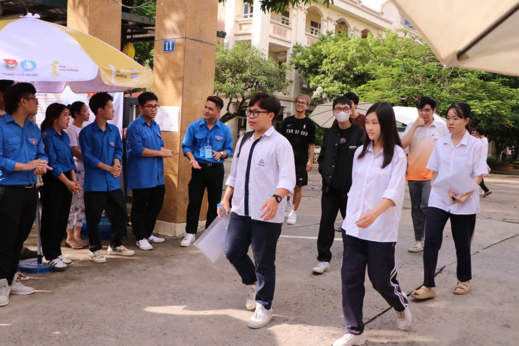 Giới hạn 10 nguyện vọng xét tuyển đại học năm 2026: Cân nhắc tính hiệu quả và rủi ro cho thí sinh