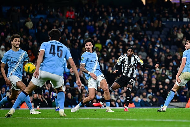 Marmoush rực sáng, Man City thẳng tiến vào chung kết Carabao Cup